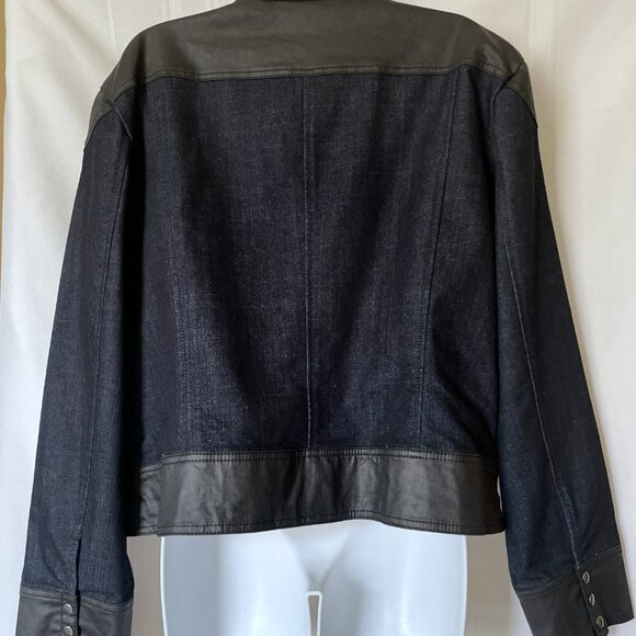 NWOT New York & Company Women's XL Blue Denim Jacket - Picture 2 of 9